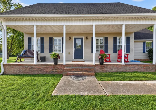 Photo 3 of Single family home for sale at 8369 Bethlehem Rd, Springfield, TN 37172 | MLS# 3602781 | Listing updated on 2026-10-07