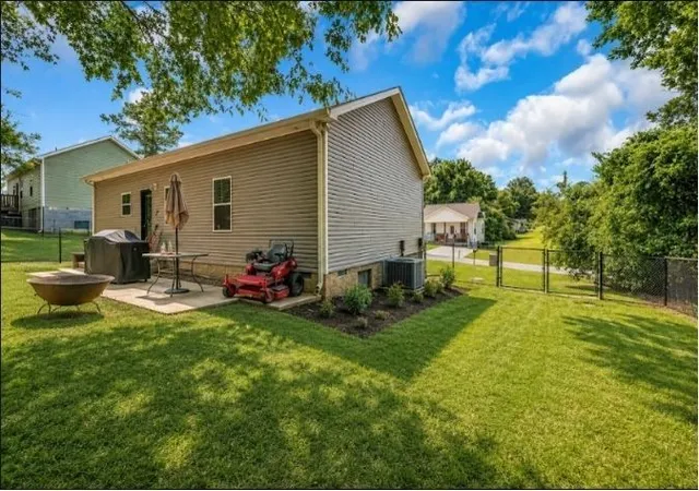 Photo 15 of Single family home for sale at 112 Holland Dr, Burns, TN 37029 | MLS# 3602094 | Listing updated on 2026-10-05