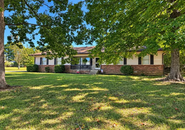 Photo 2 of Single family home for sale at 456 Lakeland Dr, Dover, TN 37058 | MLS# 3602321 | Listing updated on 2026-09-28