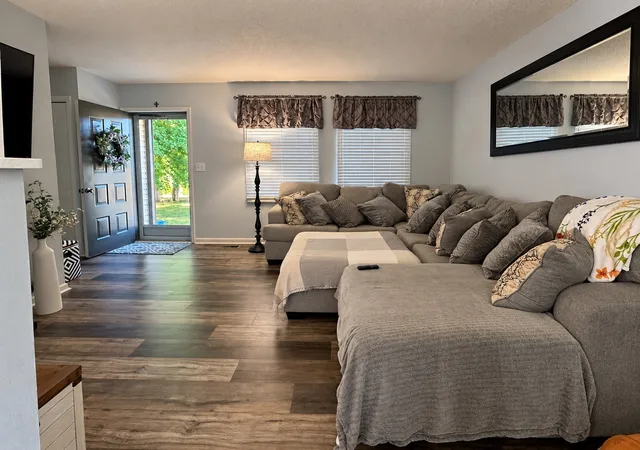 Photo 3 of Single family home for sale at 456 Lakeland Dr, Dover, TN 37058 | MLS# 3602321 | Listing updated on 2026-09-28