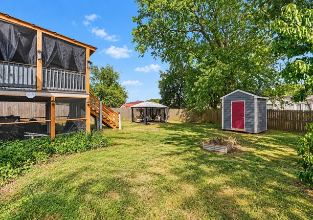 Photo 4 of Single family home for sale at 112 Bradford Dr, Franklin, TN 37064 | MLS# 3603308 | Listing updated on 2026-10-07