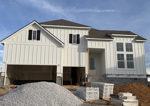Photo 2 of Single family home for sale at 7605 Wind River Ct, Fairview, TN 37062 | MLS# 3602124 | Listing updated on 2026-10-03