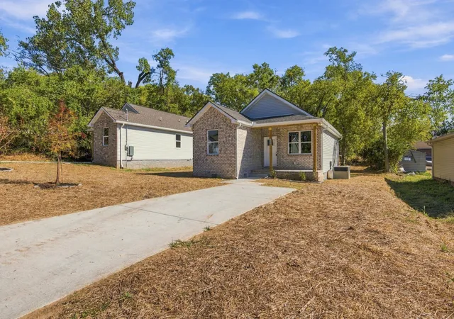 Photo 3 of Sale Pending at 1403 Mohawk Trl, Madison, TN 37115 | MLS# 3603769 | Listing updated on 2026-10-05