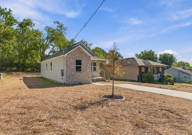 Photo 3 of Sale Pending at 1403 Mohawk Trl, Madison, TN 37115 | MLS# 3603769 | Listing updated on 2026-10-05