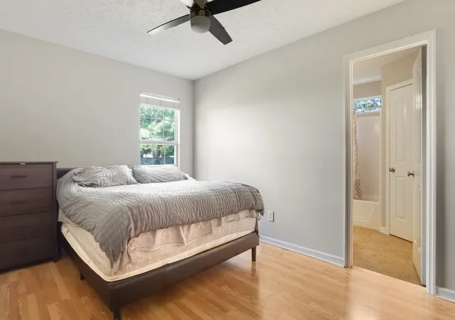 Photo 3 of Single family home for sale at 1403 Sycamore Dr, Murfreesboro, TN 37128 | MLS# 3602762 | Listing updated on 2026-09-29