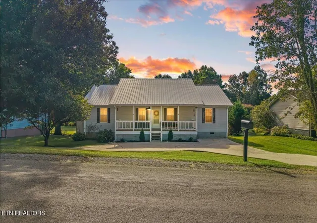 Photo 2 of Single family home for sale at 316 Cir R Dr, Benton, TN 37307 | MLS# 3602155 | Listing updated on 2026-09-29