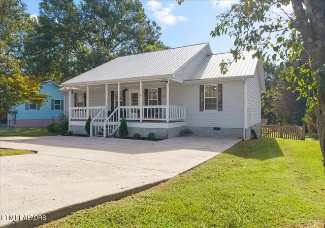 Photo 3 of Single family home for sale at 316 Cir R Dr, Benton, TN 37307 | MLS# 3602155 | Listing updated on 2026-09-29