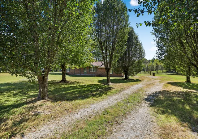 Photo 4 of Single family home for sale at 1683 Boynton Valley Rd, Manchester, TN 37355 | MLS# 3602548 | Listing updated on 2026-10-02