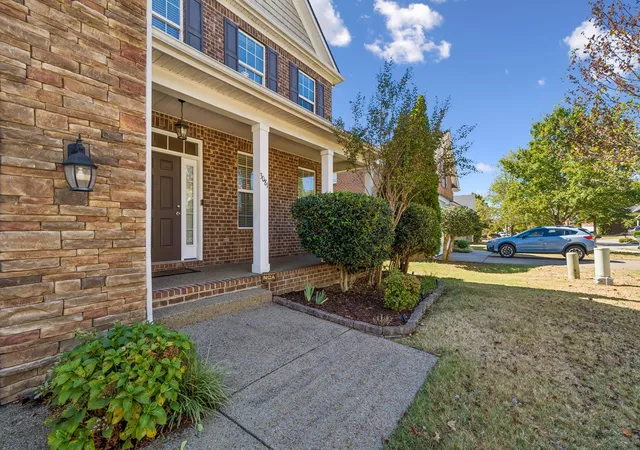 Photo 4 of Single family home for sale at 3081 Ballenger Dr, Nolensville, TN 37135 | MLS# 3606167 | Listing updated on 2026-10-08
