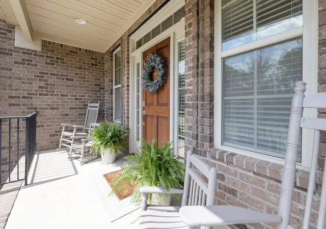 Photo 3 of Single family home for sale at 8033 Fenwick Ln, Spring Hill, TN 37174 | MLS# 3603061 | Listing updated on 2026-09-30