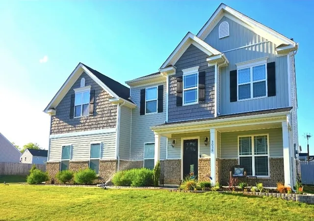 Photo 2 of Single family home for sale at 5036 Salient Dr, Spring Hill, TN 37174 | MLS# 3602329 | Listing updated on 2026-10-06