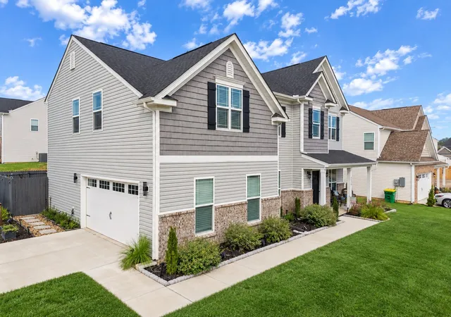 Photo 4 of Single family home for sale at 5036 Salient Dr, Spring Hill, TN 37174 | MLS# 3602329 | Listing updated on 2026-10-06