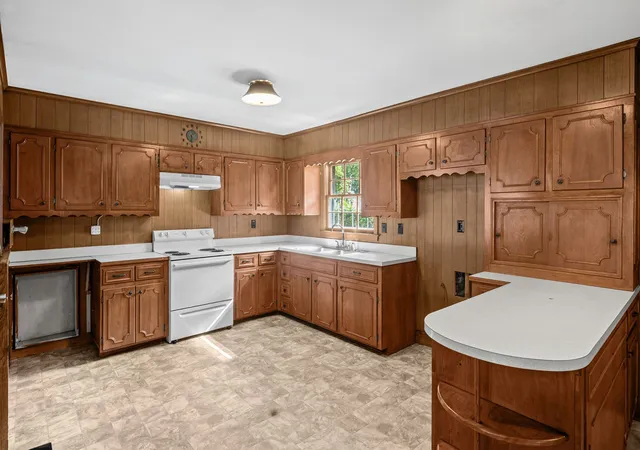 Photo 3 of Single family home for sale at 800 East 7th St, Hopkinsville, KY 42240 | MLS# 3602191 | Listing updated on 2026-09-28