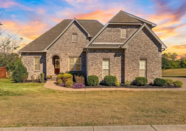 Single family home for sale at 147 Spencer Springs Dr, Gallatin, TN 37066 | MLS# 3627689