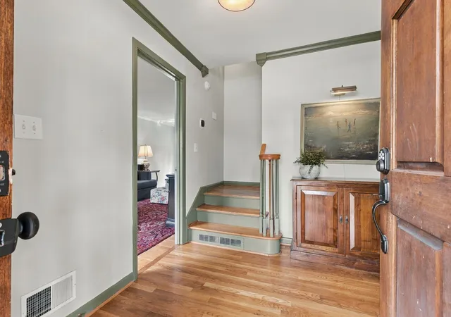 Photo 4 of Single family home for sale at 6323 Percy Dr, Nashville, TN 37205 | MLS# 3602409 | Listing updated on 2026-10-01