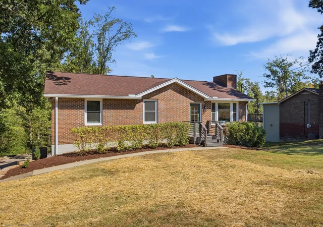 Photo 3 of Single family home for sale at 1112 Copper Still Cir, Kingston Springs, TN 37082 | MLS# 3602362 | Listing updated on 2026-10-01