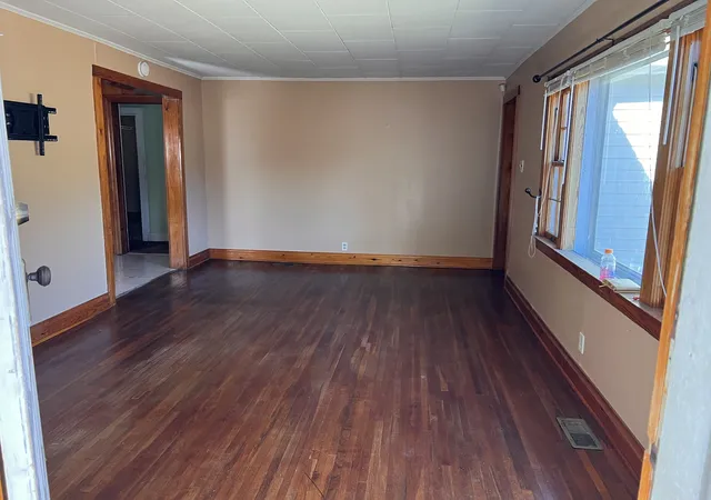 Photo 3 of Single family home for sale at 102 Murfreesboro St, Murfreesboro, TN 37127 | MLS# 3602283 | Listing updated on 2026-10-08