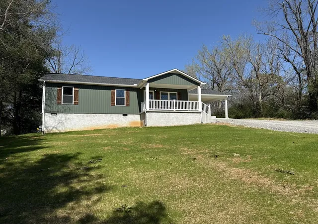 Photo 3 of Single family home for sale at 44 Blue Lake Rd, Mc Minnville, TN 37110 | MLS# 3602233 | Listing updated on 2026-09-28