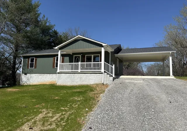 Photo 4 of Single family home for sale at 44 Blue Lake Rd, Mc Minnville, TN 37110 | MLS# 3602233 | Listing updated on 2026-09-28
