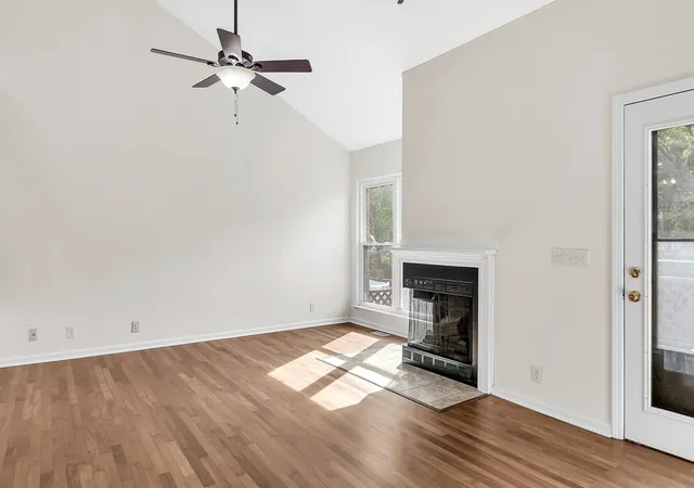 Photo 2 of Townhouse for sale at 211 Riverstone Ct, Nashville, TN 37214 | MLS# 3611842 | Listing updated on 2026-10-08