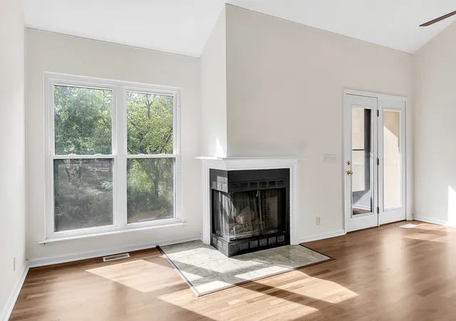 Photo 3 of Townhouse for sale at 211 Riverstone Ct, Nashville, TN 37214 | MLS# 3611842 | Listing updated on 2026-10-08