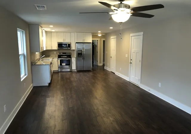 Photo 3 of Single family home for sale at 109 N Tarver Ave, Lebanon, TN 37087 | MLS# 3603095 | Listing updated on 2026-10-05