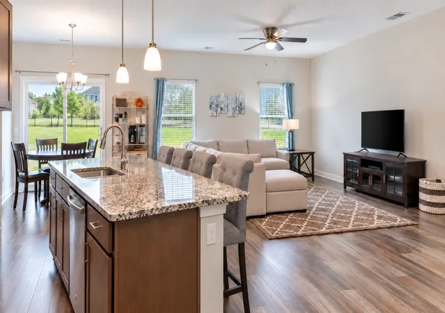 Photo 3 of Single family home for sale at 210 Triple Crown Ct, Shelbyville, TN 37160 | MLS# 3611502 | Listing updated on 2026-10-09