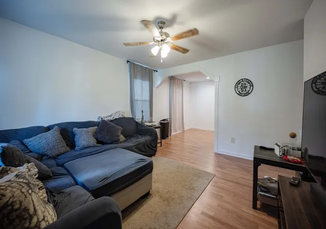 Photo 3 of Single family home for sale at 619 Spencer Dr, Murfreesboro, TN 37129 | MLS# 3602303 | Listing updated on 2026-09-28