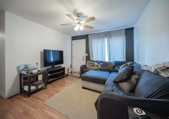 Photo 3 of Single family home for sale at 619 Spencer Dr, Murfreesboro, TN 37129 | MLS# 3602303 | Listing updated on 2026-09-28