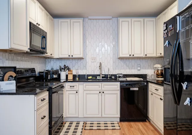 Photo 4 of Single family home for sale at 619 Spencer Dr, Murfreesboro, TN 37129 | MLS# 3602303 | Listing updated on 2026-09-28