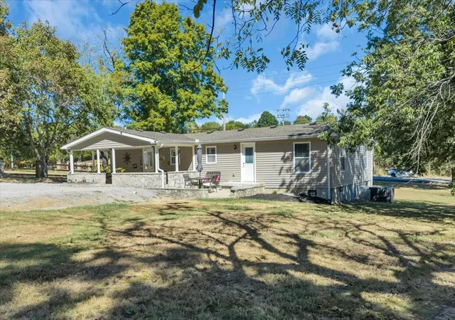 Photo 1 of Single family home for sale at 4164 Trousdale Fry Pike, Lebanon, TN 37087 | MLS# 3602816 | Listing updated on 2026-10-05
