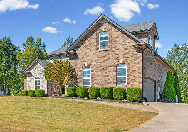 Photo 3 of Single family home for sale at 982 Red Blf Way, Adams, TN 37010 | MLS# 3603318 | Listing updated on 2026-10-04