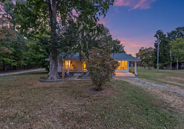 Photo 2 of Single family home for sale at 135 Mullins Chapel Rd, Shelbyville, TN 37160 | MLS# 3602319 | Listing updated on 2026-09-29