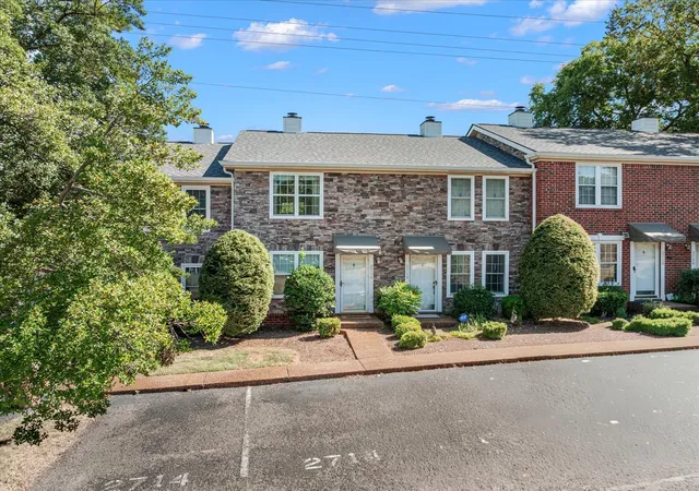 Photo 3 of Condo for sale at 2714 Linmar Ave, Nashville, TN 37215 | MLS# 3603567 | Listing updated on 2026-10-06