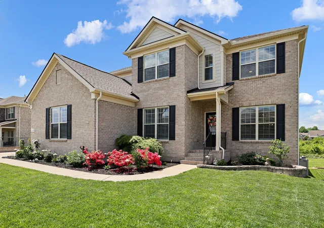 Photo 3 of Single family home for sale at 1108 Brixworth Dr, Spring Hill, TN 37174 | MLS# 3602342 | Listing updated on 2026-10-01