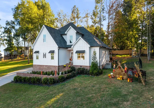 Photo 3 of Sale Pending at 132 Opal Trl Nw, Cleveland, TN 37312 | MLS# 3602406 | Listing updated on 2026-10-08