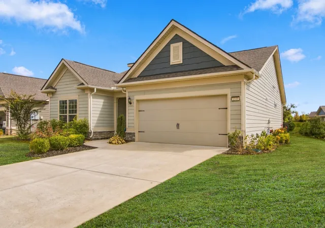 Photo 3 of Single family home for sale at 1335 Madison Ln, Spring Hill, TN 37174 | MLS# 3602387 | Listing updated on 2026-10-07
