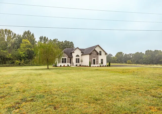 Photo 2 of Single family home for sale at 3143 Friendship Rd, Cross Plains, TN 37049 | MLS# 3602563 | Listing updated on 2026-10-04