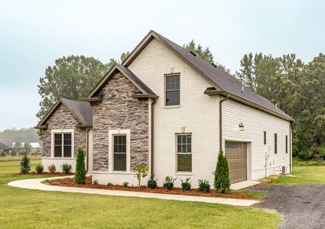 Photo 3 of Single family home for sale at 3143 Friendship Rd, Cross Plains, TN 37049 | MLS# 3602563 | Listing updated on 2026-10-04