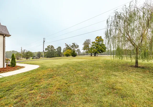 Photo 4 of Single family home for sale at 3143 Friendship Rd, Cross Plains, TN 37049 | MLS# 3602563 | Listing updated on 2026-10-04