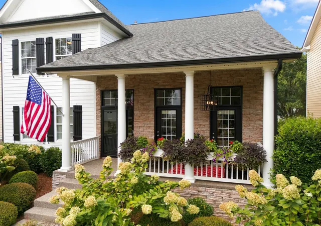 Photo 4 of Single family home for sale at 1216 Olympia Pl, Franklin, TN 37067 | MLS# 3602386 | Listing updated on 2026-10-09