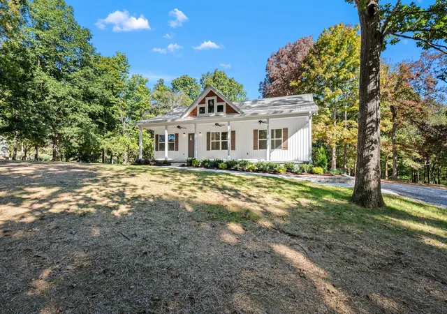 Photo 3 of Single family home for sale at 147 Bosham Rd, Westmoreland, TN 37186 | MLS# 3603500 | Listing updated on 2026-10-01