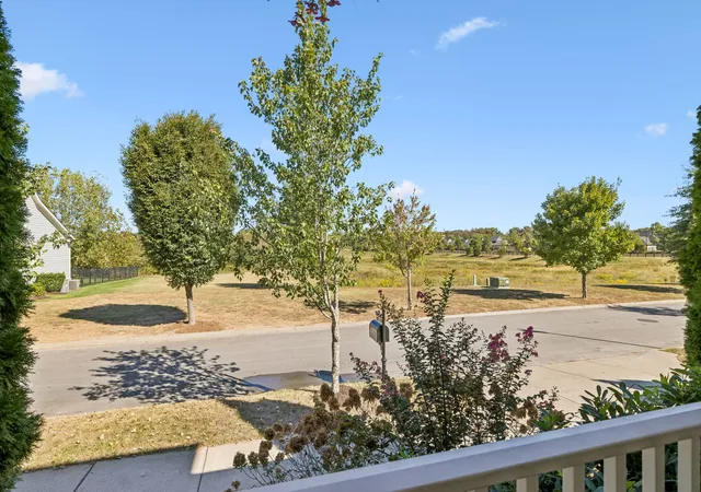 Photo 2 of Single family home for sale at 437 Avon River Rd, Franklin, TN 37064 | MLS# 3603530 | Listing updated on 2026-10-01