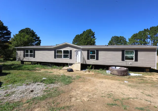 Photo 1 of Manufactured home for sale at 411 Andrew Johnson Hwy, Strawberry Plains, TN 37871 | MLS# 3602390 | Listing updated on 2026-09-29