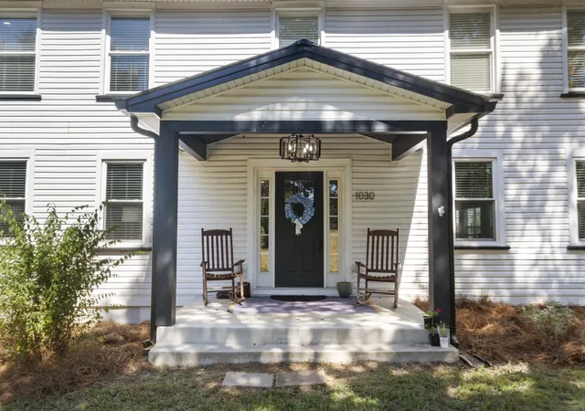 Single family home for sale at 1030 Upper Crk Rd, Vanleer, TN 37181 | MLS# 3609882