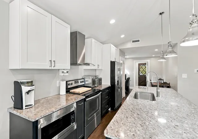 Photo 2 of Single family home for sale at 905 S Russell St, Portland, TN 37148 | MLS# 3602915 | Listing updated on 2026-10-09
