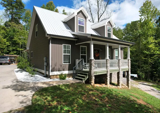 Photo 2 of Single family home for sale at 2221 Old Parksville Rd Ne, Cleveland, TN 37323 | MLS# 3602421 | Listing updated on 2026-09-29