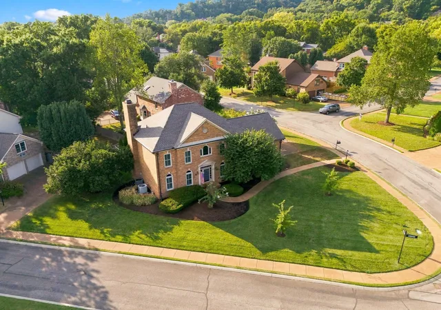 Single family home for sale at 601 Dorshire Ln, Nashville, TN 37221 | MLS# 3611349