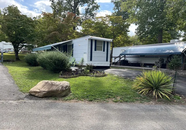Photo 1 of Land for sale at 4229 East Pkwy, Gatlinburg, TN 37738 | MLS# 3602499 | Listing updated on 2026-09-29