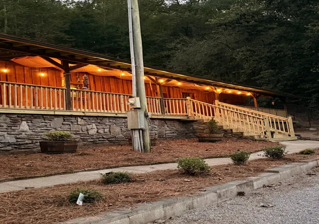 Photo 3 of Manufactured home for sale at 150 Amons Ln, Lafayette, TN 37083 | MLS# 3610595 | Listing updated on 2026-10-05